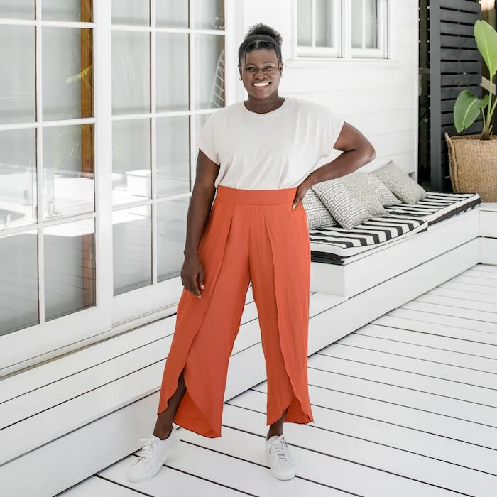 Styling palazzo pants.  Plus size summer fashion, Curvy outfits