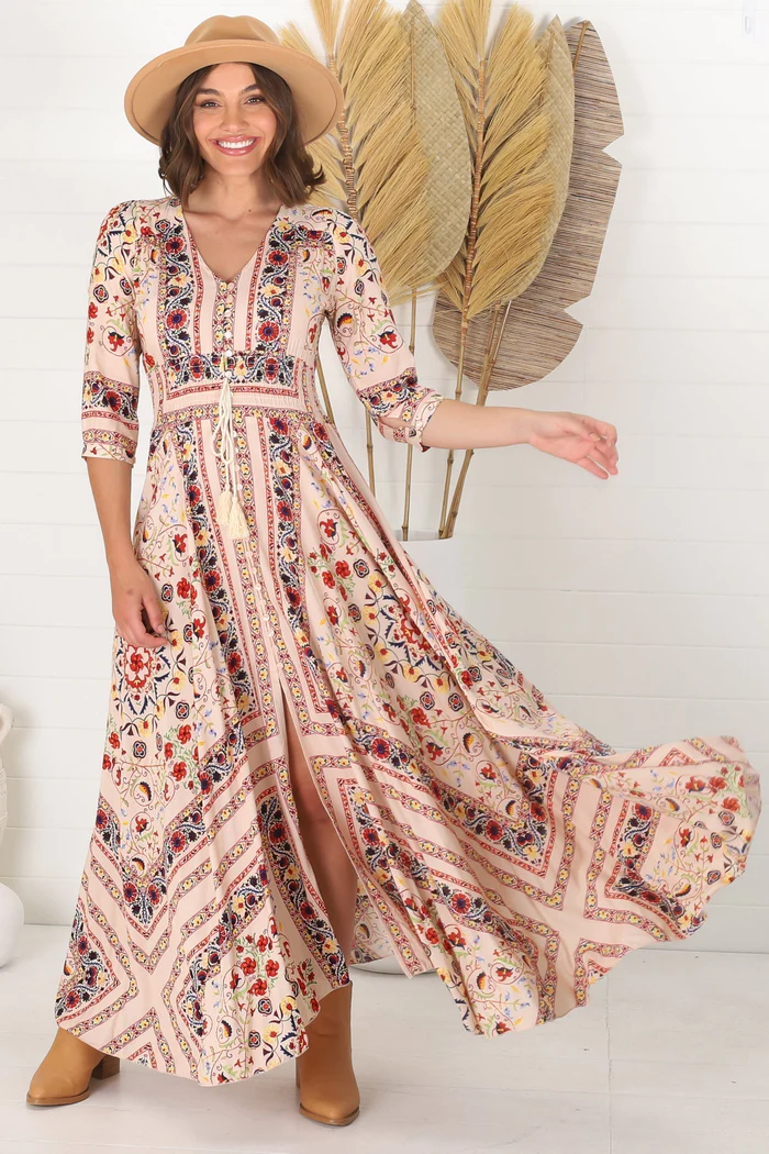 Maxi dresses for store pear shaped body