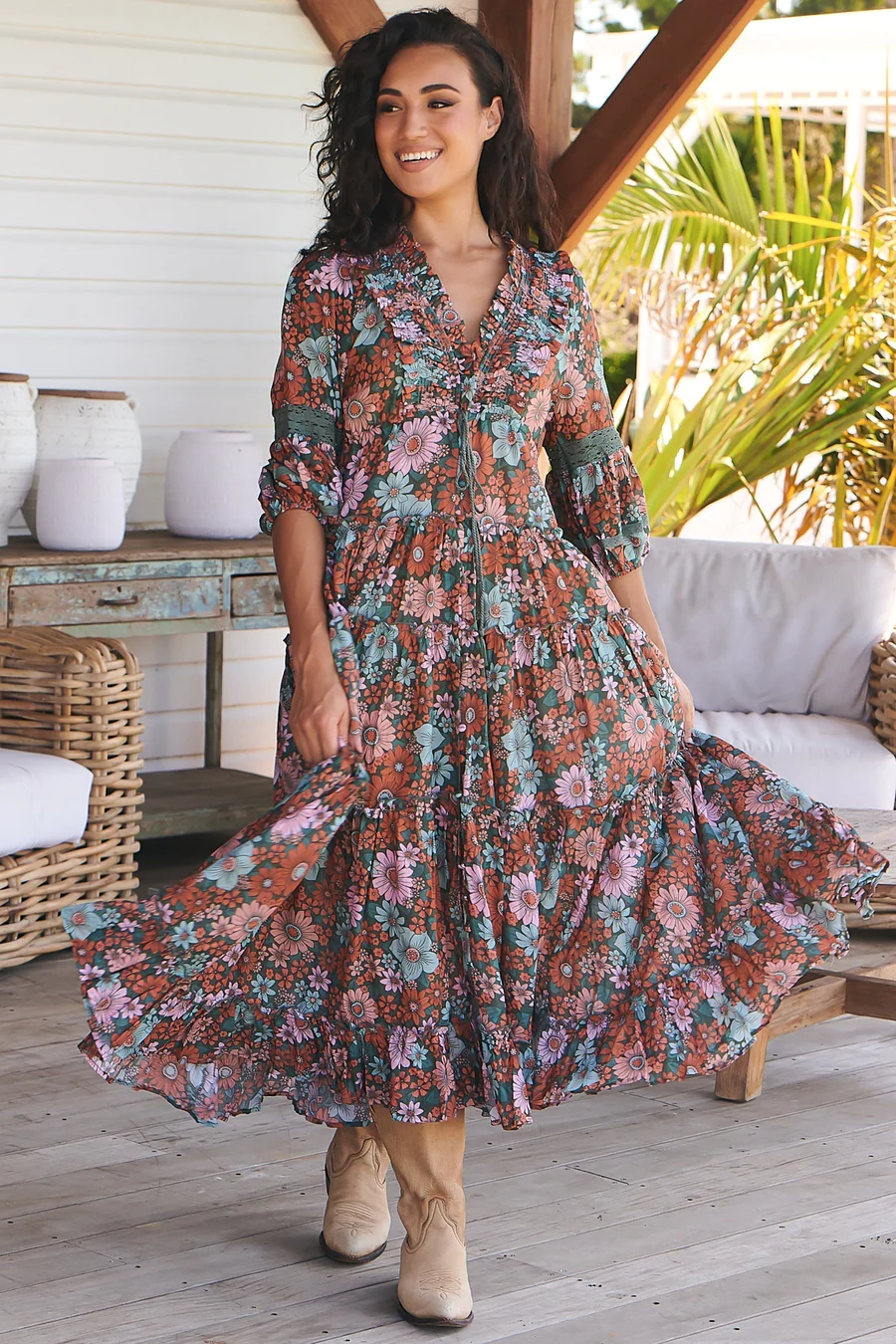 Floral maxi dress - this is one of the best style dresses to hide tummy and midriff bulge.