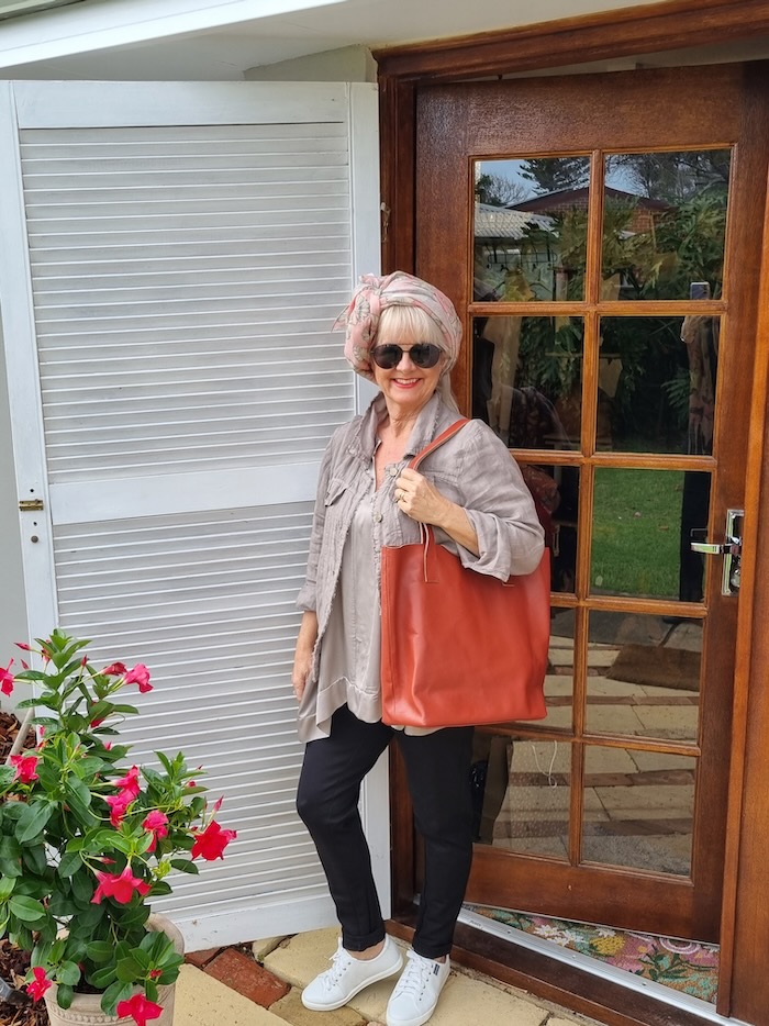 The Modern Way To Wear Leggings After 50  How to wear leggings, Clothes  for women over 50, Over 50 womens fashion