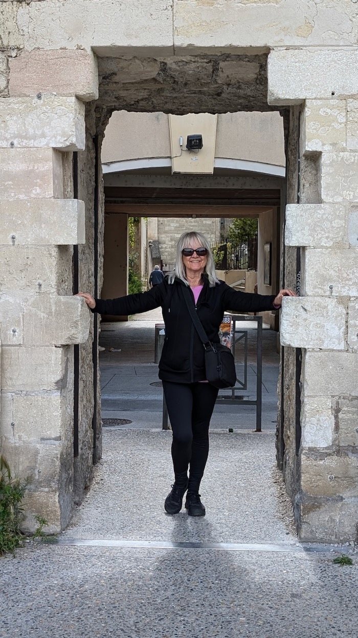 Jo Castro showing an outfit suitable to wear in the South of France in May.